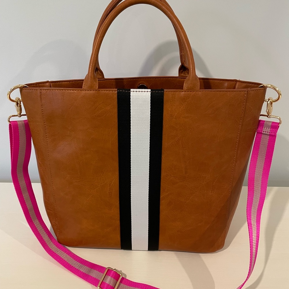 NWOT Social Threads x Mother Chic large tote with Strap